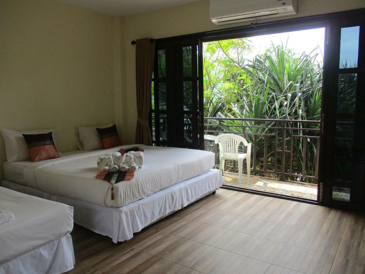 Phi Phi Green House & Sunsky Hostel Eksteriør bilde