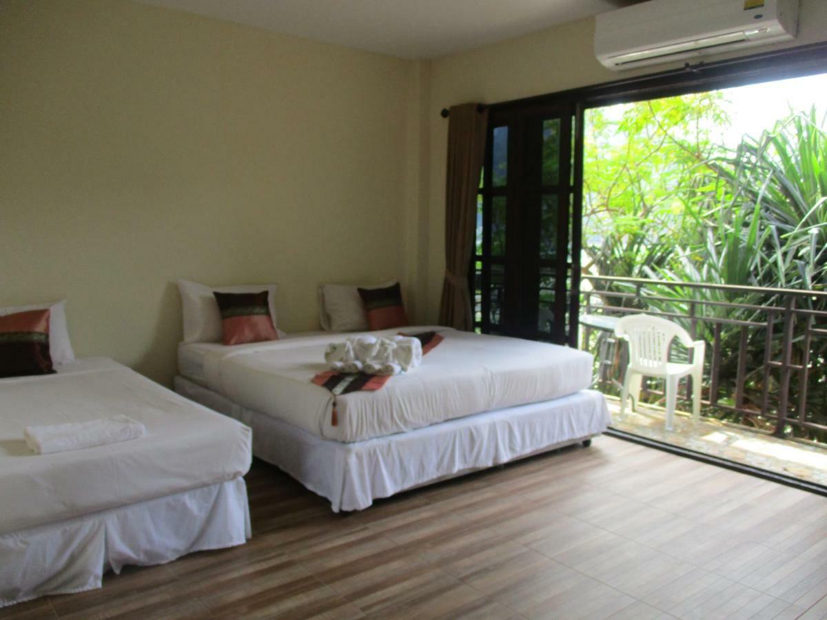 Phi Phi Green House & Sunsky Hostel Eksteriør bilde